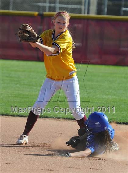 Thumbnail 1 in JV: Chandler @ Salpointe Catholic photogallery.