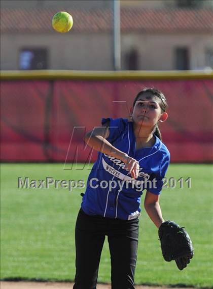 Thumbnail 1 in JV: Chandler @ Salpointe Catholic photogallery.