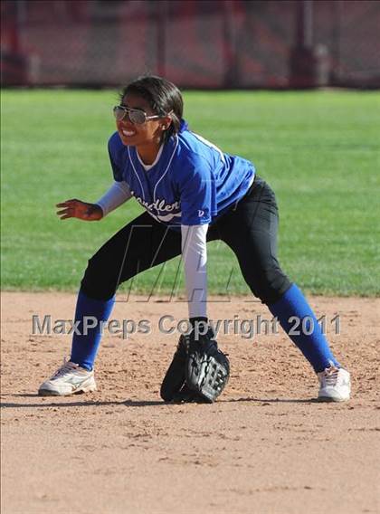 Thumbnail 2 in JV: Chandler @ Salpointe Catholic photogallery.