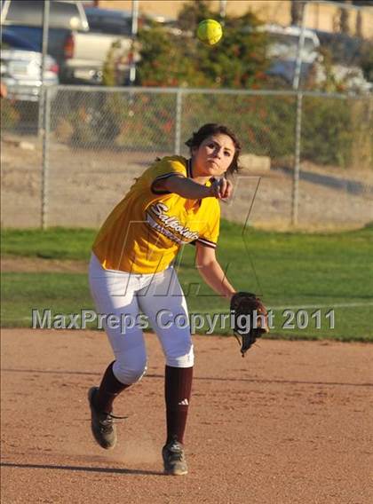 Thumbnail 1 in JV: Chandler @ Salpointe Catholic photogallery.