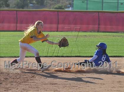 Thumbnail 2 in JV: Chandler @ Salpointe Catholic photogallery.