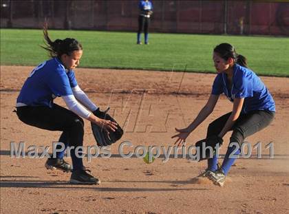 Thumbnail 1 in JV: Chandler @ Salpointe Catholic photogallery.