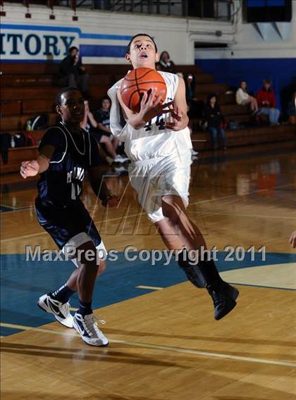 Thumbnail 2 in Maranatha vs Gabrielino (San Marino Tournament) photogallery.