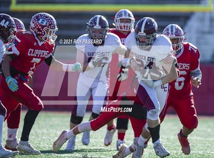 Thumbnail 1 in Garden City vs Bellport Long Island Class II Championship photogallery.