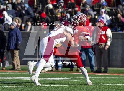 Thumbnail 3 in Garden City vs Bellport Long Island Class II Championship photogallery.