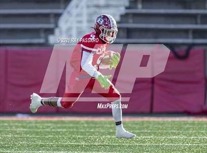 Thumbnail 1 in Garden City vs Bellport Long Island Class II Championship photogallery.