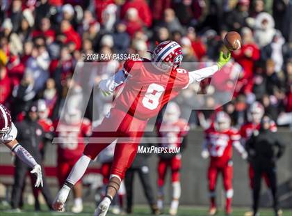 Thumbnail 2 in Garden City vs Bellport Long Island Class II Championship photogallery.