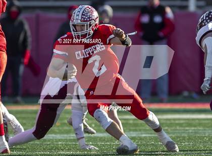 Thumbnail 3 in Garden City vs Bellport Long Island Class II Championship photogallery.