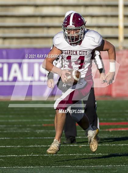 Thumbnail 2 in Garden City vs Bellport Long Island Class II Championship photogallery.
