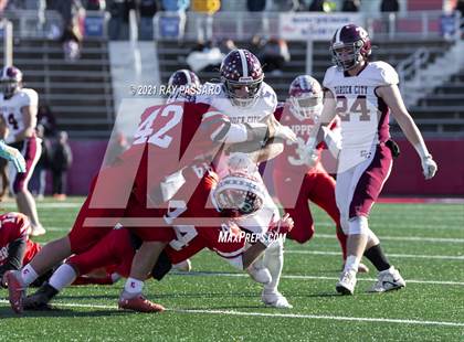 Thumbnail 3 in Garden City vs Bellport Long Island Class II Championship photogallery.