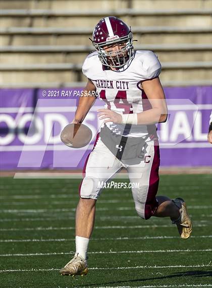 Thumbnail 2 in Garden City vs Bellport Long Island Class II Championship photogallery.