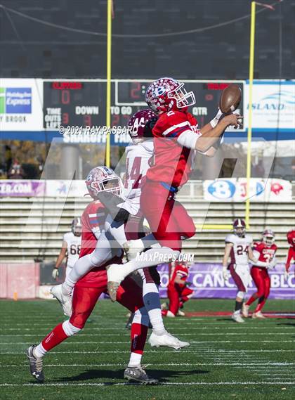 Thumbnail 1 in Garden City vs Bellport Long Island Class II Championship photogallery.