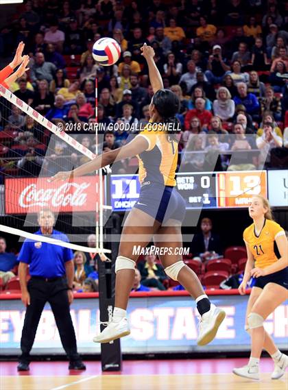 Thumbnail 2 in Marvin Ridge vs. D.H. Conley (NCHSAA 3A Final) photogallery.