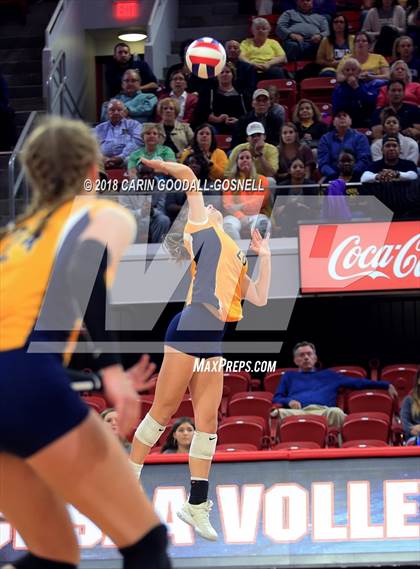 Thumbnail 2 in Marvin Ridge vs. D.H. Conley (NCHSAA 3A Final) photogallery.