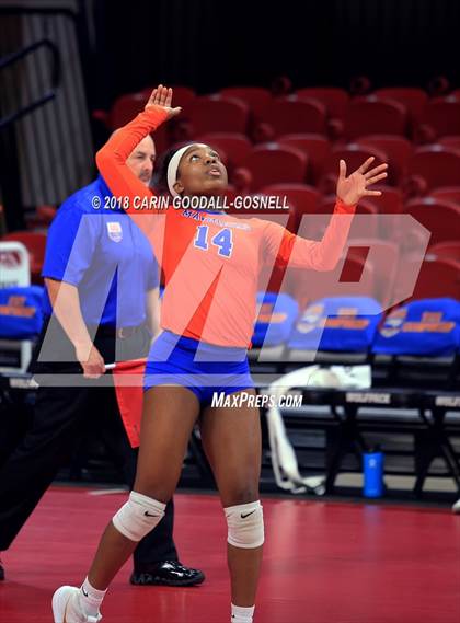 Thumbnail 2 in Marvin Ridge vs. D.H. Conley (NCHSAA 3A Final) photogallery.