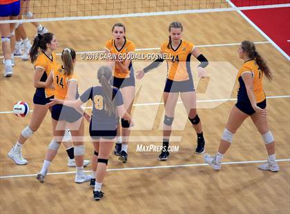 Thumbnail 2 in Marvin Ridge vs. D.H. Conley (NCHSAA 3A Final) photogallery.