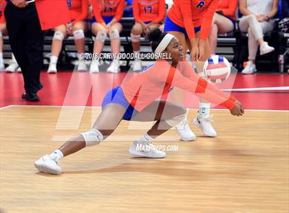 Thumbnail 2 in Marvin Ridge vs. D.H. Conley (NCHSAA 3A Final) photogallery.