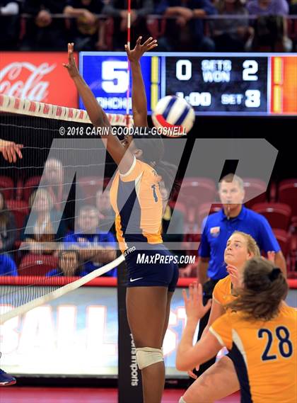 Thumbnail 2 in Marvin Ridge vs. D.H. Conley (NCHSAA 3A Final) photogallery.