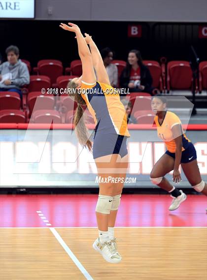 Thumbnail 1 in Marvin Ridge vs. D.H. Conley (NCHSAA 3A Final) photogallery.