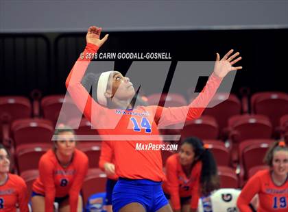Thumbnail 2 in Marvin Ridge vs. D.H. Conley (NCHSAA 3A Final) photogallery.