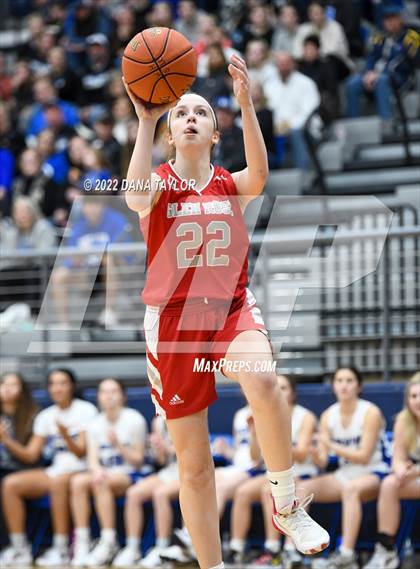Thumbnail 2 in Decatur vs Glen Rose (UIL 4A Area Playoff) photogallery.