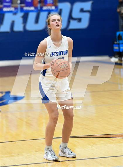 Thumbnail 2 in Decatur vs Glen Rose (UIL 4A Area Playoff) photogallery.