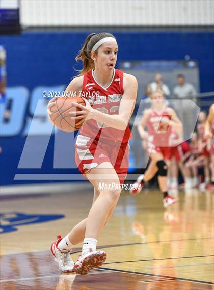 Thumbnail 3 in Decatur vs Glen Rose (UIL 4A Area Playoff) photogallery.