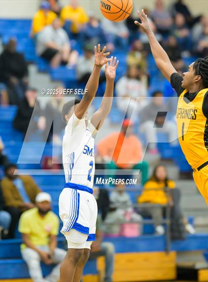 Thumbnail 1 in Highland Springs @ Oscar Smith photogallery.