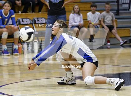Thumbnail 3 in Fort Wayne Blackhawk Christian @ Leo photogallery.