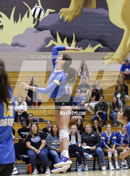Thumbnail 3 in Fort Wayne Blackhawk Christian @ Leo photogallery.