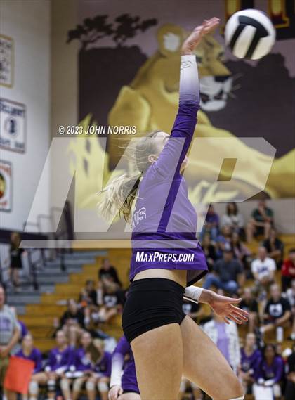 Thumbnail 3 in Fort Wayne Blackhawk Christian @ Leo photogallery.