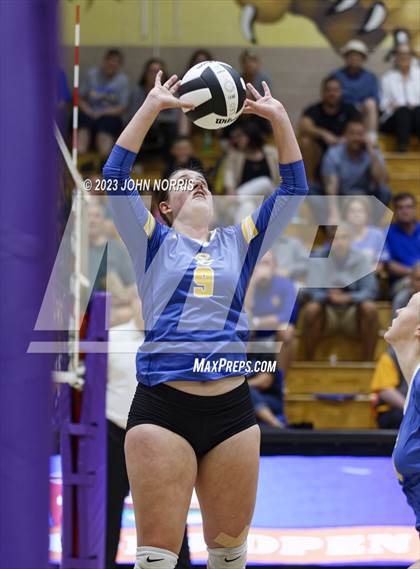 Thumbnail 2 in Fort Wayne Blackhawk Christian @ Leo photogallery.