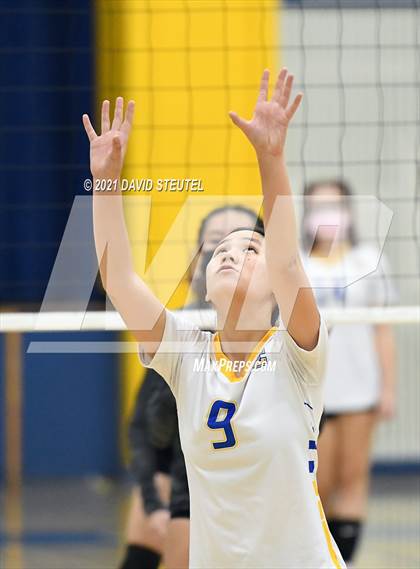 Thumbnail 3 in El Camino @ Del Campo photogallery.