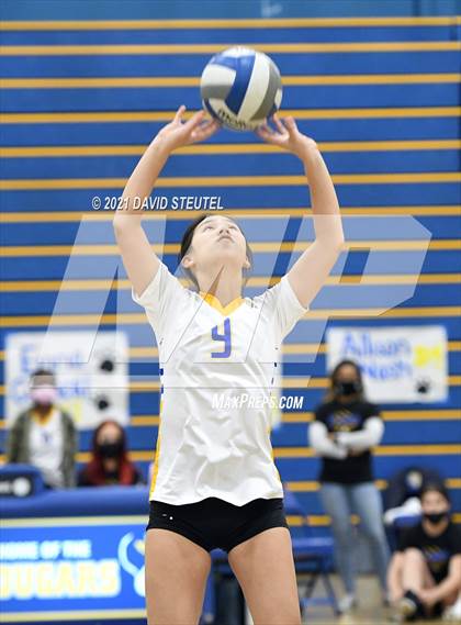 Thumbnail 2 in El Camino @ Del Campo photogallery.