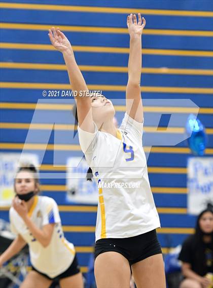 Thumbnail 1 in El Camino @ Del Campo photogallery.