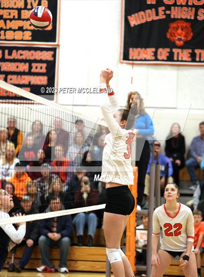 Thumbnail 1 in Hamilton-Wenham Regional @ Ipswich (MIAA Division 4 Quarterfinal) photogallery.