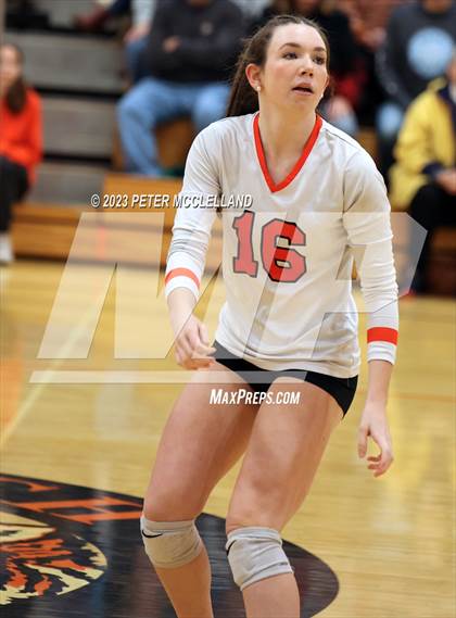 Thumbnail 3 in Hamilton-Wenham Regional @ Ipswich (MIAA Division 4 Quarterfinal) photogallery.