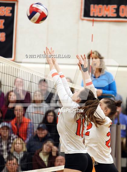 Thumbnail 2 in Hamilton-Wenham Regional @ Ipswich (MIAA Division 4 Quarterfinal) photogallery.