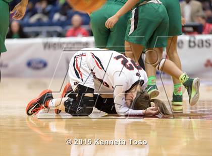 Thumbnail 3 in Vista Ridge vs. Adams (UIL 5A Semifinal) photogallery.
