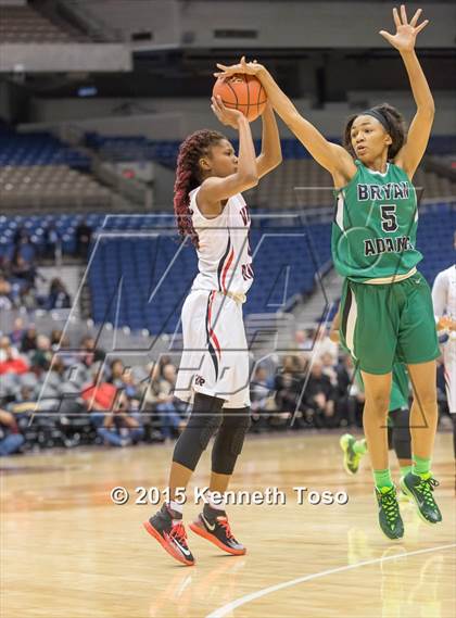 Thumbnail 1 in Vista Ridge vs. Adams (UIL 5A Semifinal) photogallery.