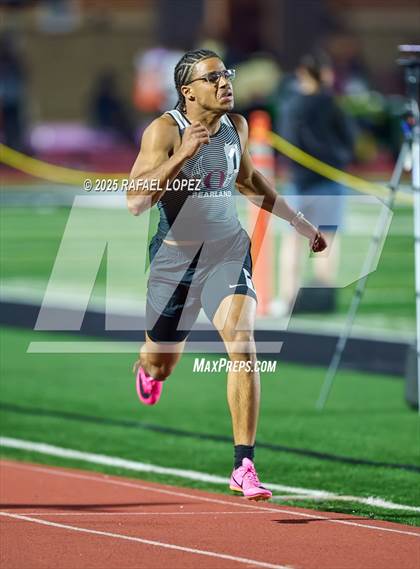 Thumbnail 1 in Generation Park Invitational (200M) photogallery.