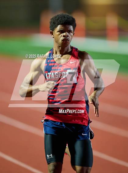 Thumbnail 1 in Generation Park Invitational (200M) photogallery.
