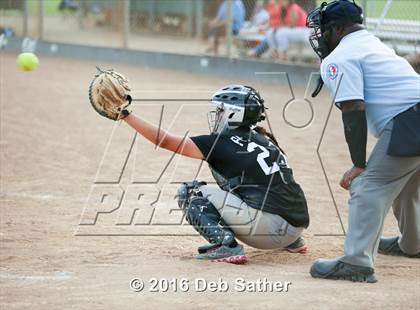 Thumbnail 2 in Norte Vista vs San Gorgonio photogallery.