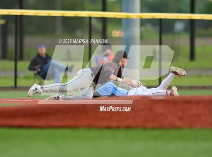 Thumbnail 3 in Bishop Grimes vs Tully (NYSPHSAA Section 3 Class C Quarterfinal) photogallery.