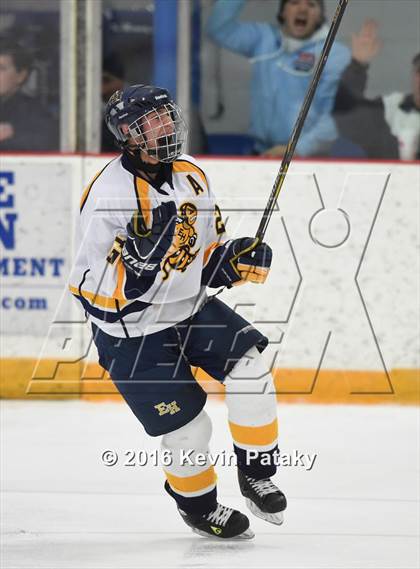 Thumbnail 3 in Branford vs. East Haven (CIAC D2 Quarterfinal) photogallery.