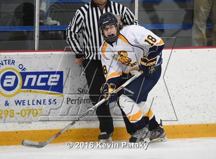 Thumbnail 3 in Branford vs. East Haven (CIAC D2 Quarterfinal) photogallery.