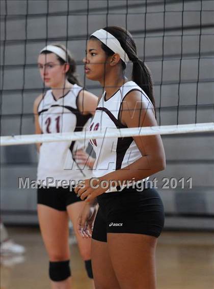 Thumbnail 3 in Redondo vs. Assumption (Durango Fall Classic) photogallery.