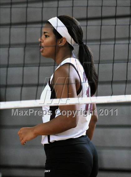 Thumbnail 2 in Redondo vs. Assumption (Durango Fall Classic) photogallery.