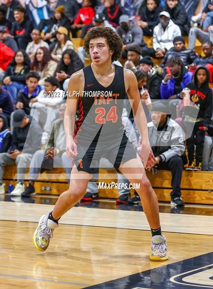 Thumbnail 2 in Sheldon v Taft (Proving Grounds '22 @ Sheldon High) photogallery.
