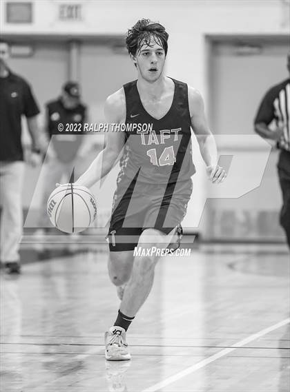 Thumbnail 3 in Sheldon v Taft (Proving Grounds '22 @ Sheldon High) photogallery.